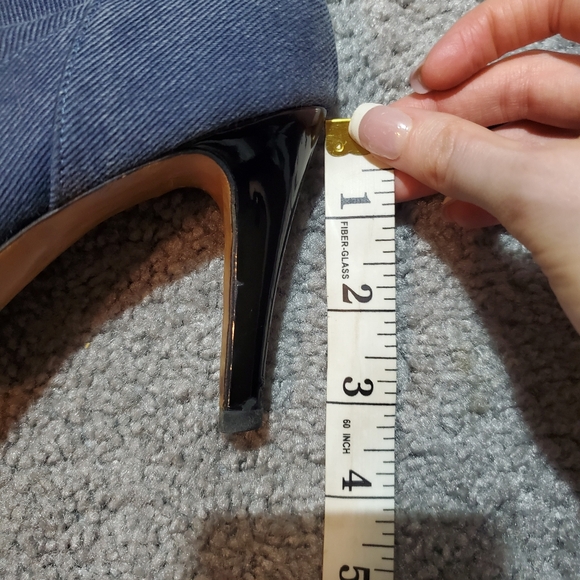 Manolo Blahnik Booties - Picture 13 of 13